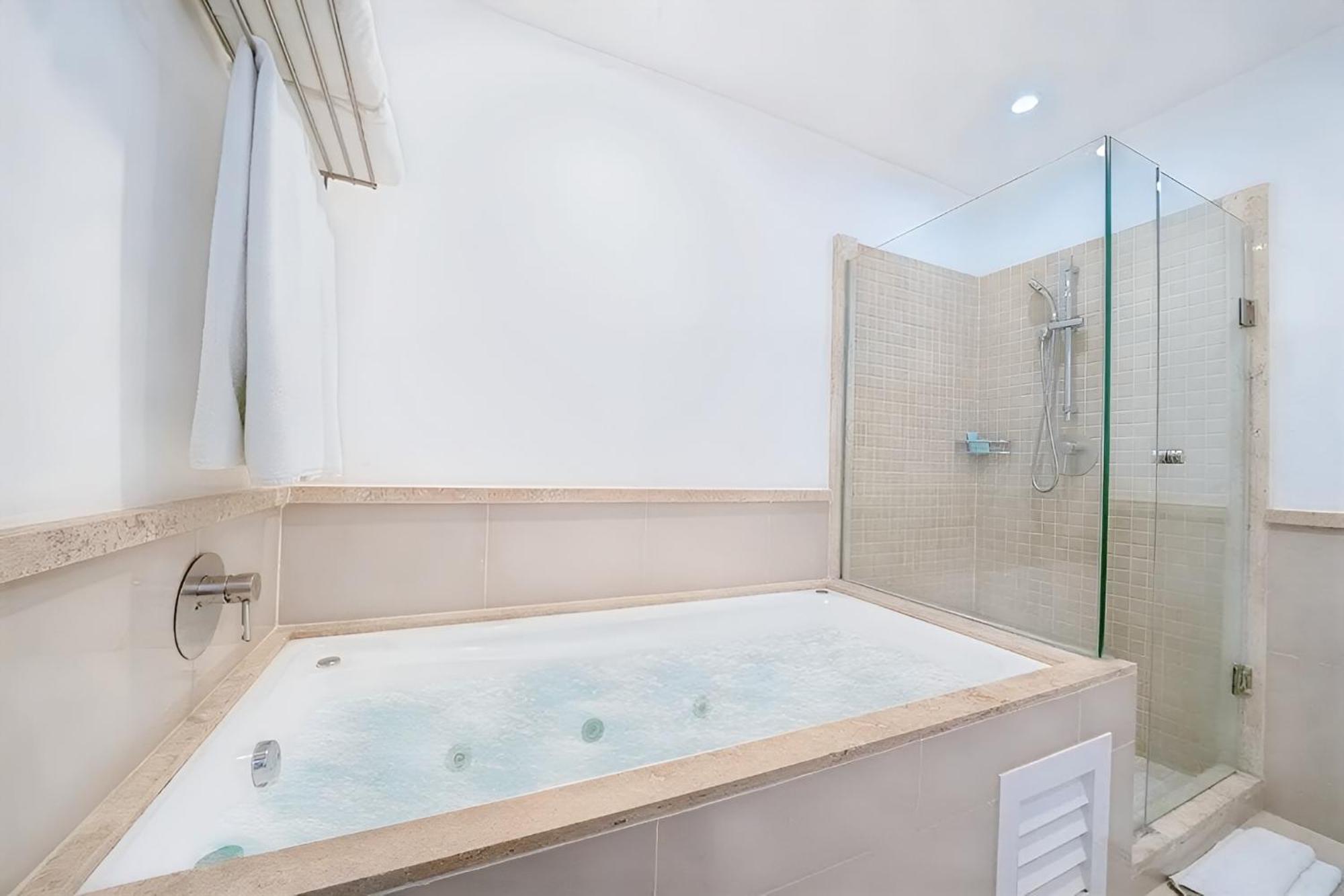 Luxury Duplex -4 Pers- 2Mn Beach&5Th Av, Pool, Gym 신데 델 카르멘 외부 사진